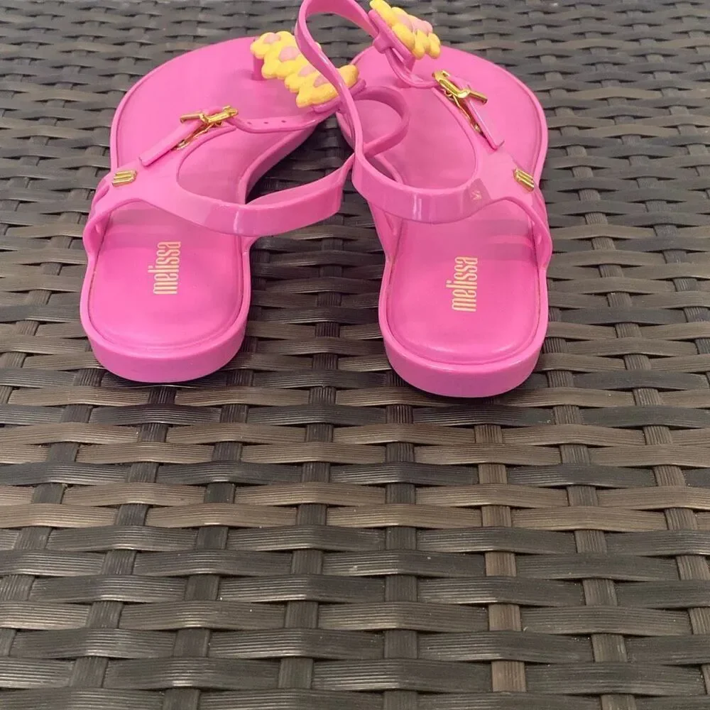 Melissa solar, spring sandals, with Daisy flowers women’s size 8